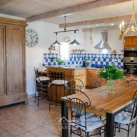 La Maison Du Pere Eternel Terrasse-jardin-parking-wifi * Hyeres
